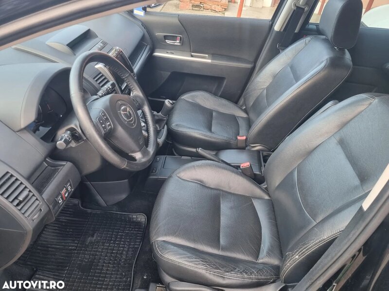 Mazda 5